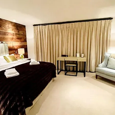 Luxury Walking Distance To Caumasee Apartment Flims
