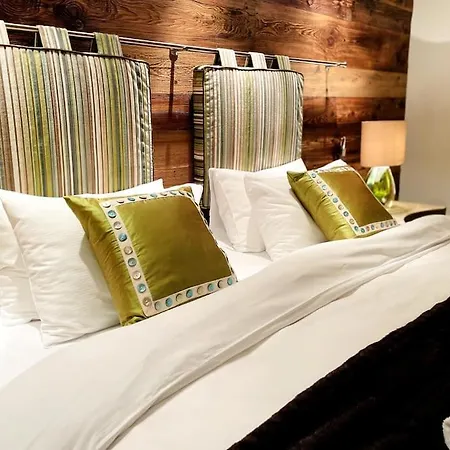 Luxury Walking Distance To Caumasee