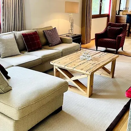 Luxury Walking Distance To Caumasee Apartment Flims