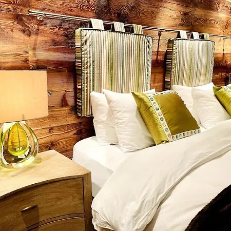 Apartment Luxury Walking Distance To Caumasee