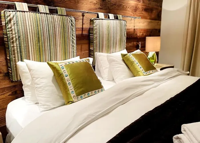 Luxury Walking Distance To Caumasee