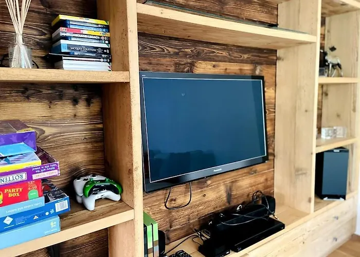 Daire Luxury Walking Distance To Caumasee *