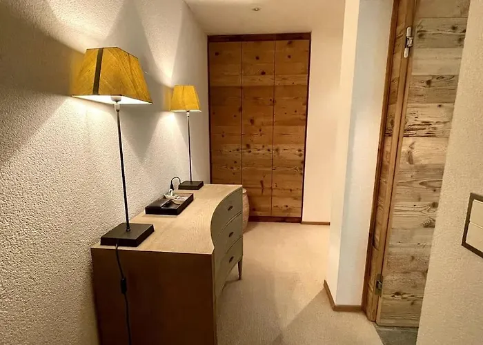 Luxury Walking Distance To Caumasee