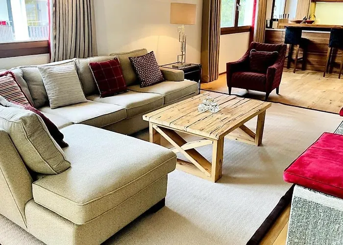 Luxury Walking Distance To Caumasee Daire Flims