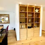 Appartement Luxury Walking Distance To Caumasee